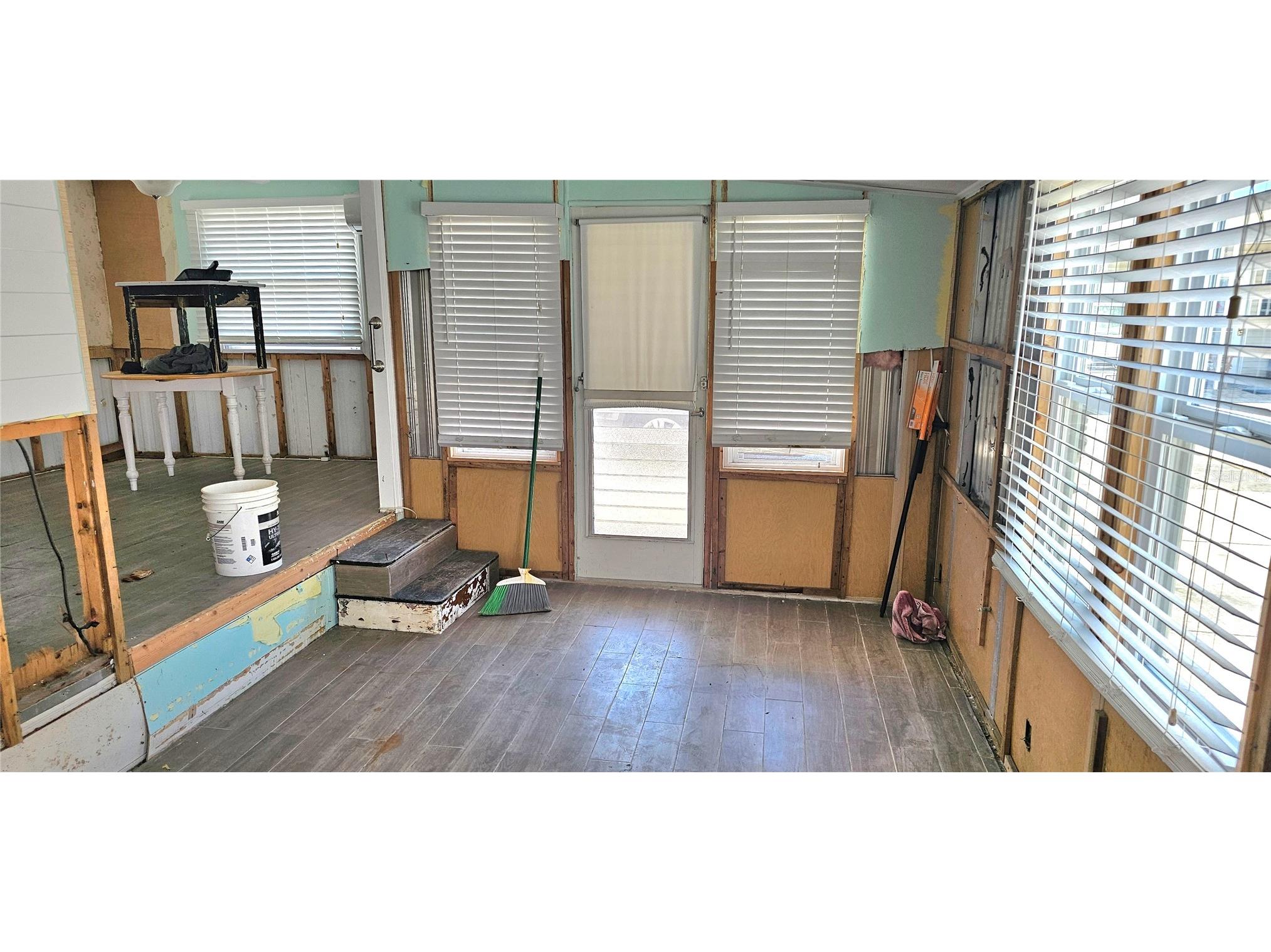 41 2nd Street Bradenton FL 34210 A4695659 image3