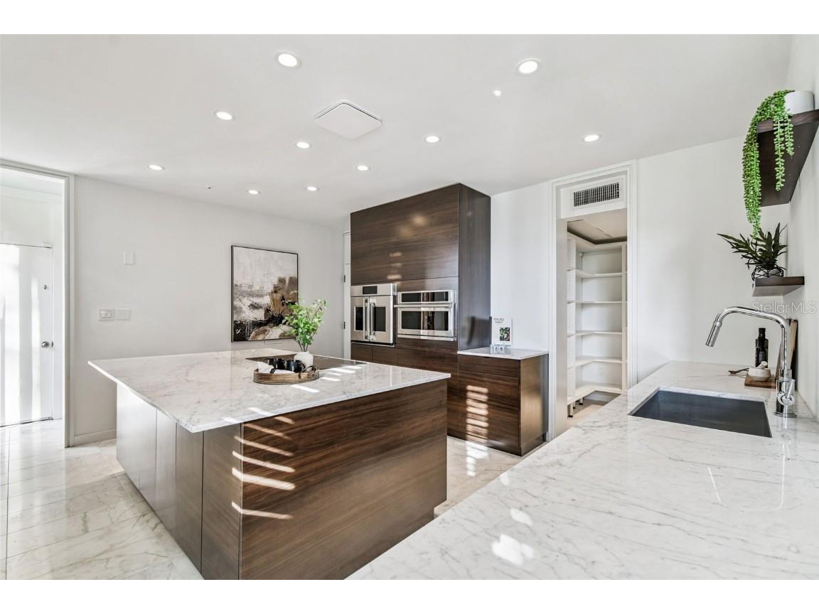 41 Bering Street Tampa FL 33606 TB8453327 image21