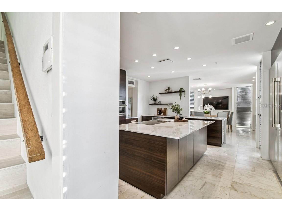 41 Bering Street Tampa FL 33606 TB8453327 image28