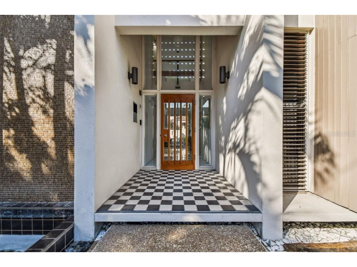 41 Bering Street Tampa FL 33606 TB8453327 image3