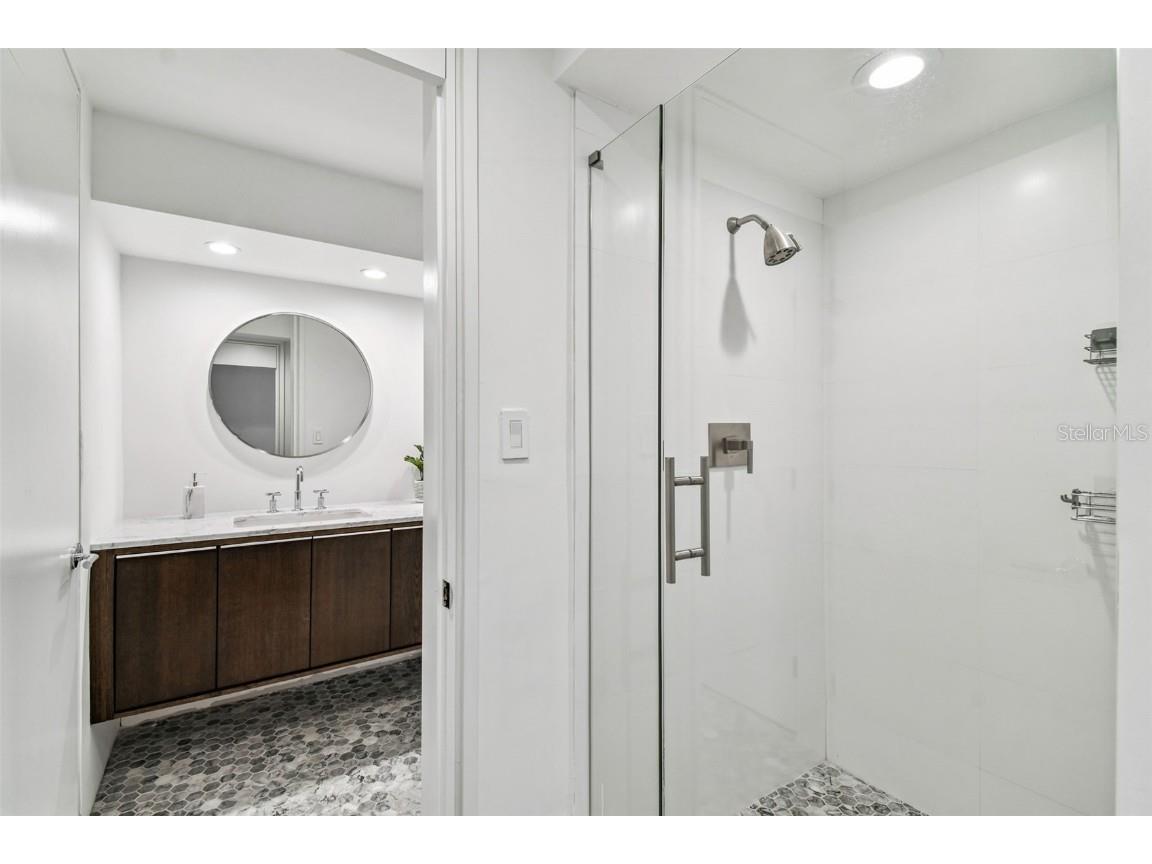 41 Bering Street Tampa FL 33606 TB8453327 image42