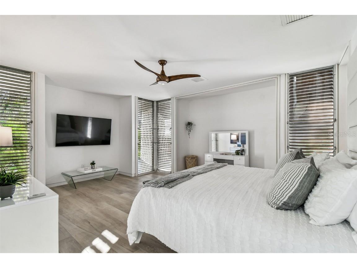 41 Bering Street Tampa FL 33606 TB8453327 image56