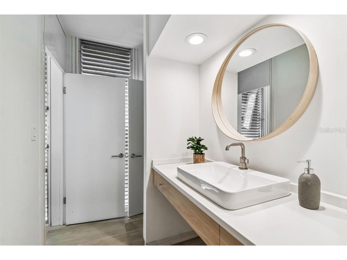 41 Bering Street Tampa FL 33606 TB8453327 image59