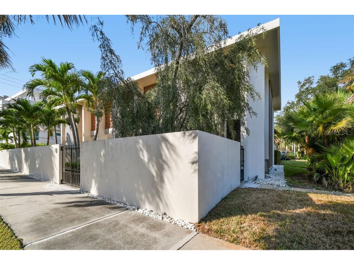 41 Bering Street Tampa FL 33606 TB8453327 image76