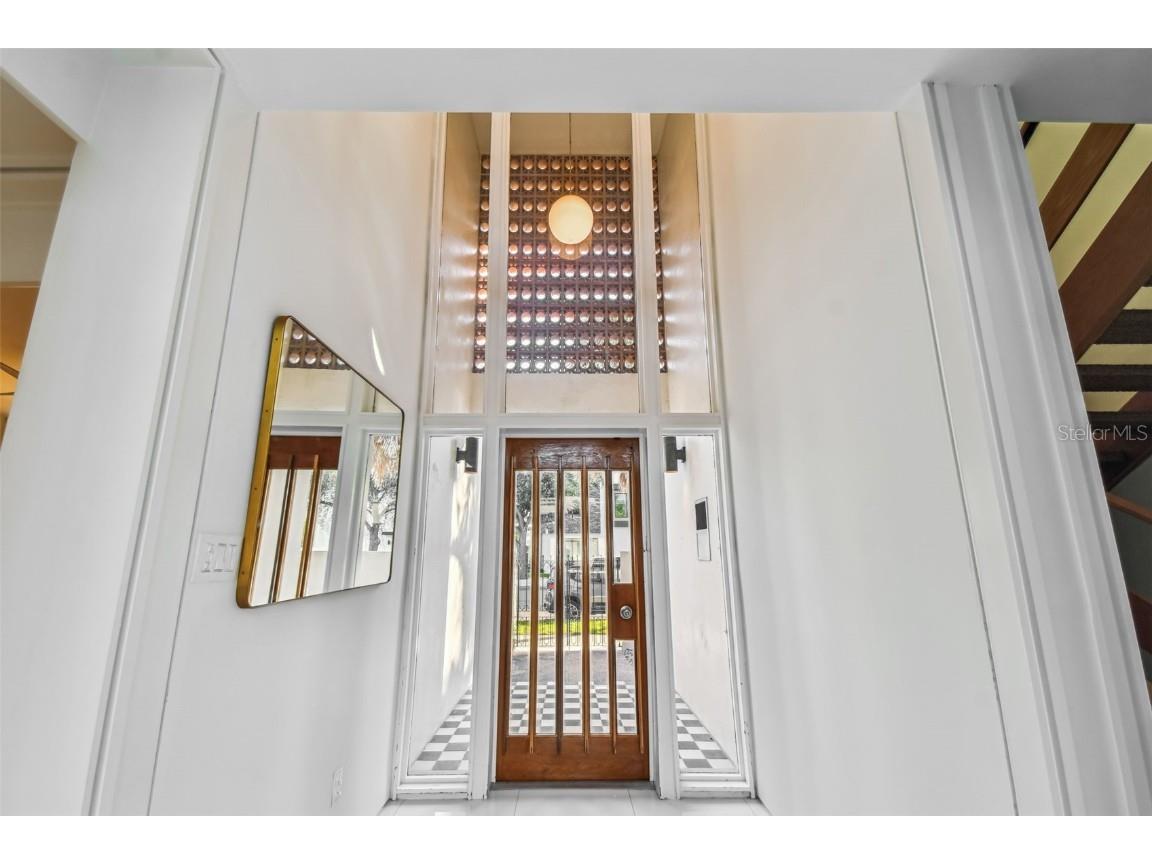 41 Bering Street Tampa FL 33606 TB8453327 image80