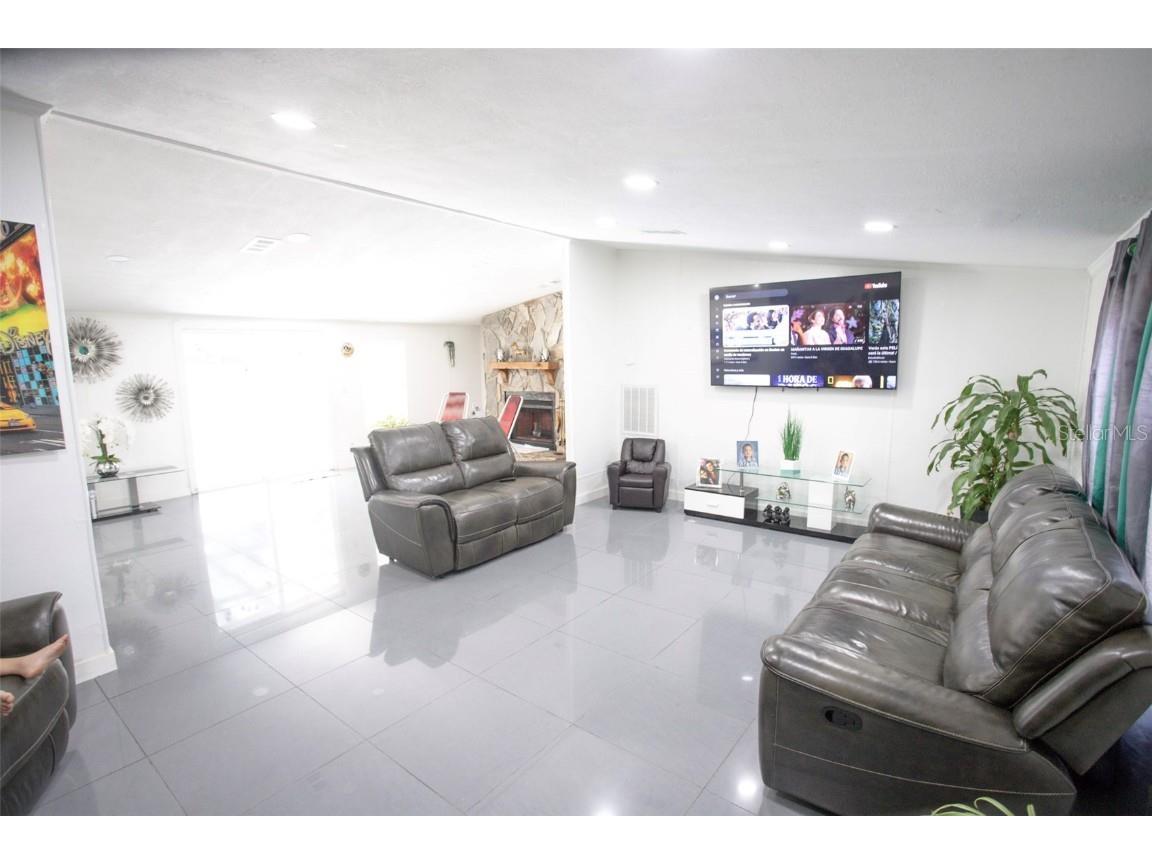 41 Ferguson Lane Frostproof FL 33843 C7519097 image4