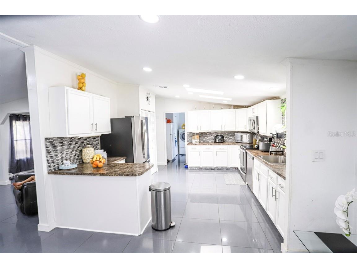 41 Ferguson Lane Frostproof FL 33843 C7519097 image5