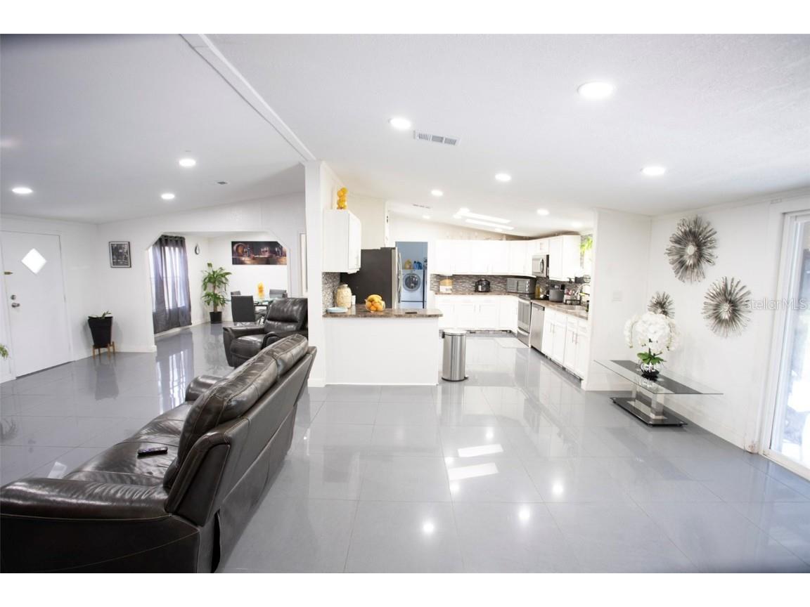 41 Ferguson Lane Frostproof FL 33843 C7519097 image6