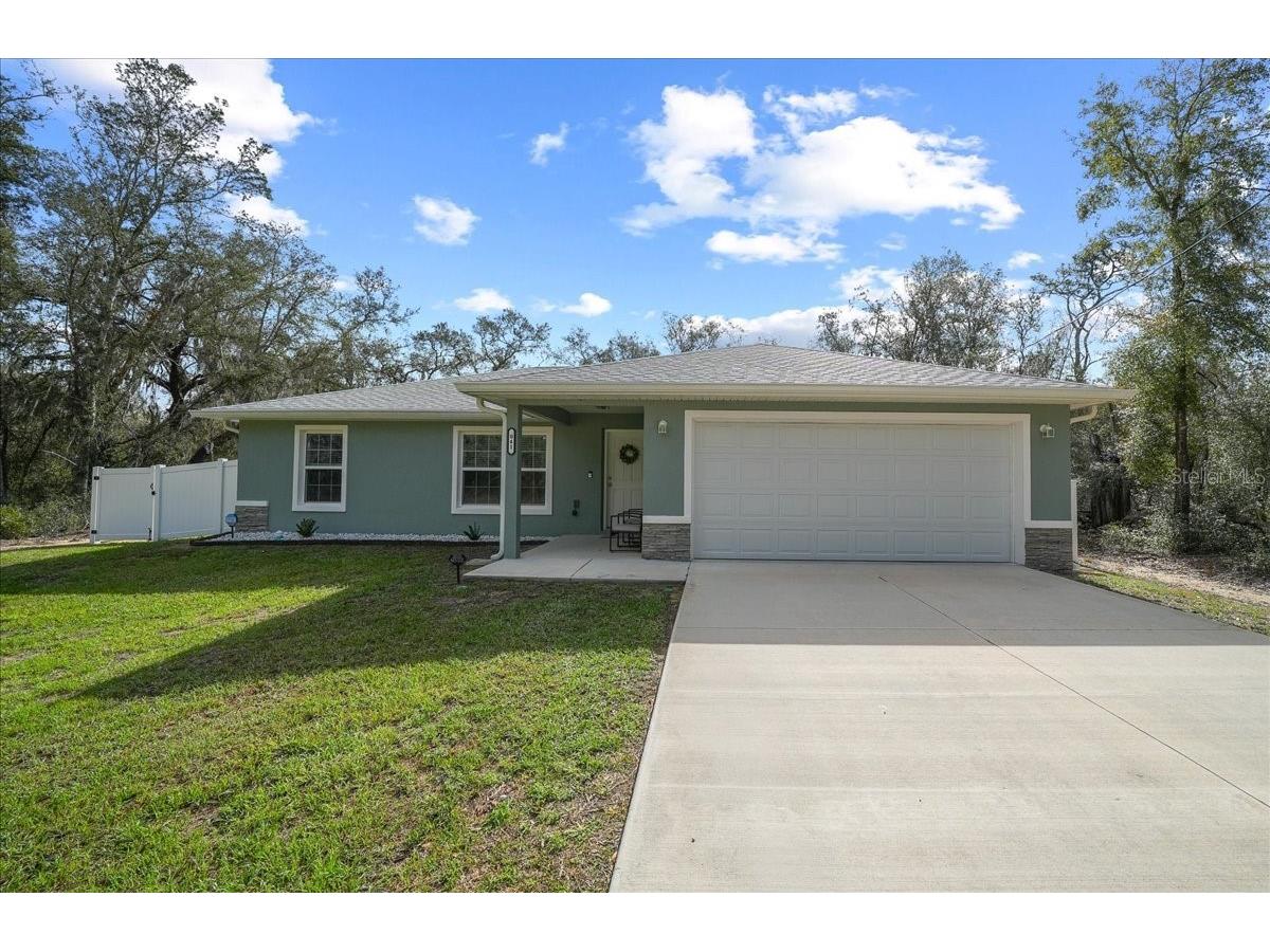 41 Fisher Way Run Ocklawaha FL 32179 OM720362 image1