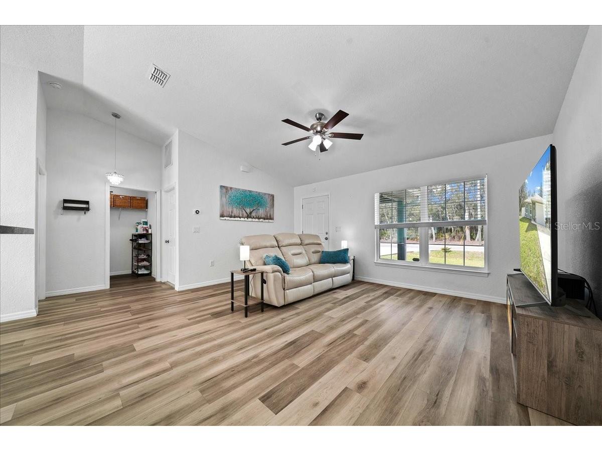 41 Fisher Way Run Ocklawaha FL 32179 OM720362 image6