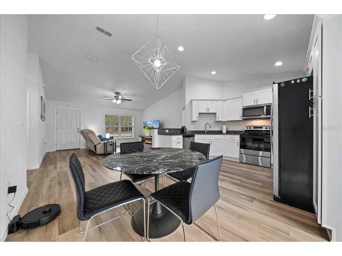 41 Fisher Way Run Ocklawaha FL 32179 OM720362 image9