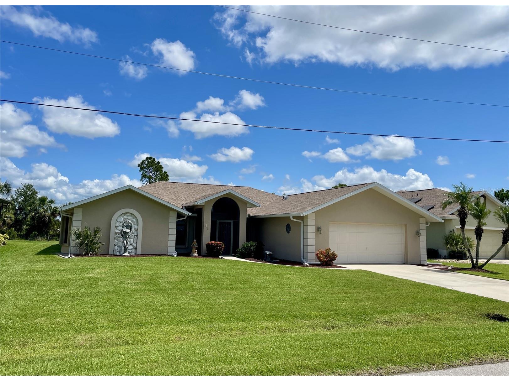 41 Manizaks Avenue Punta Gorda FL 33983 C7512366 image1