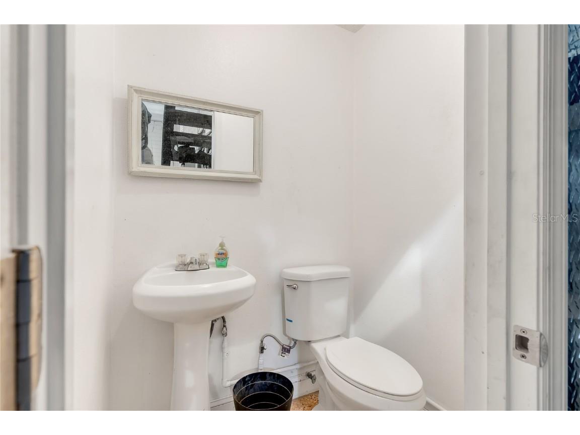 41 N Dollins Avenue Orlando FL 32805 O6286372 image18