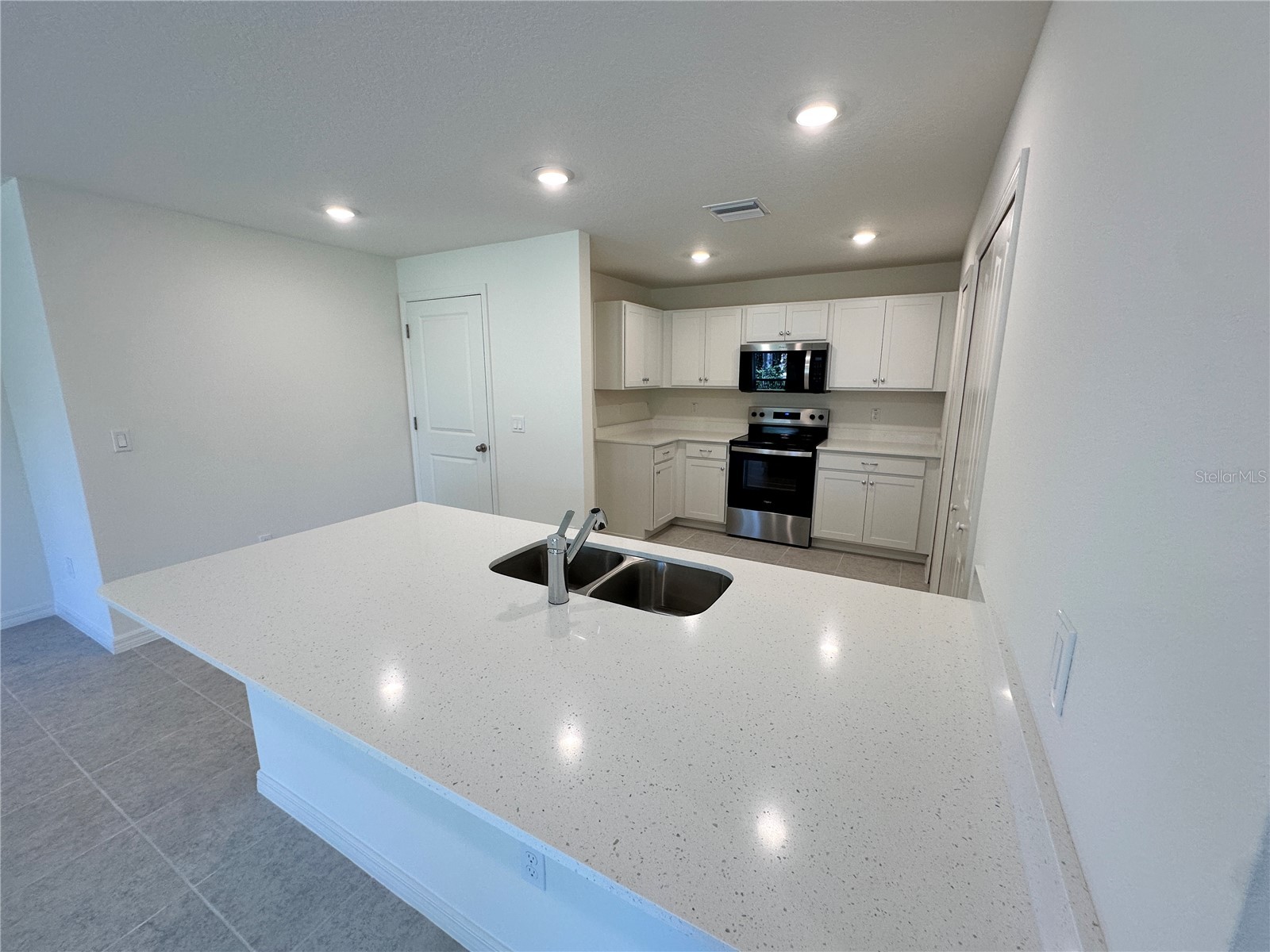 41 Round Tree Drive Palm Coast FL 32164 C7524330 image2