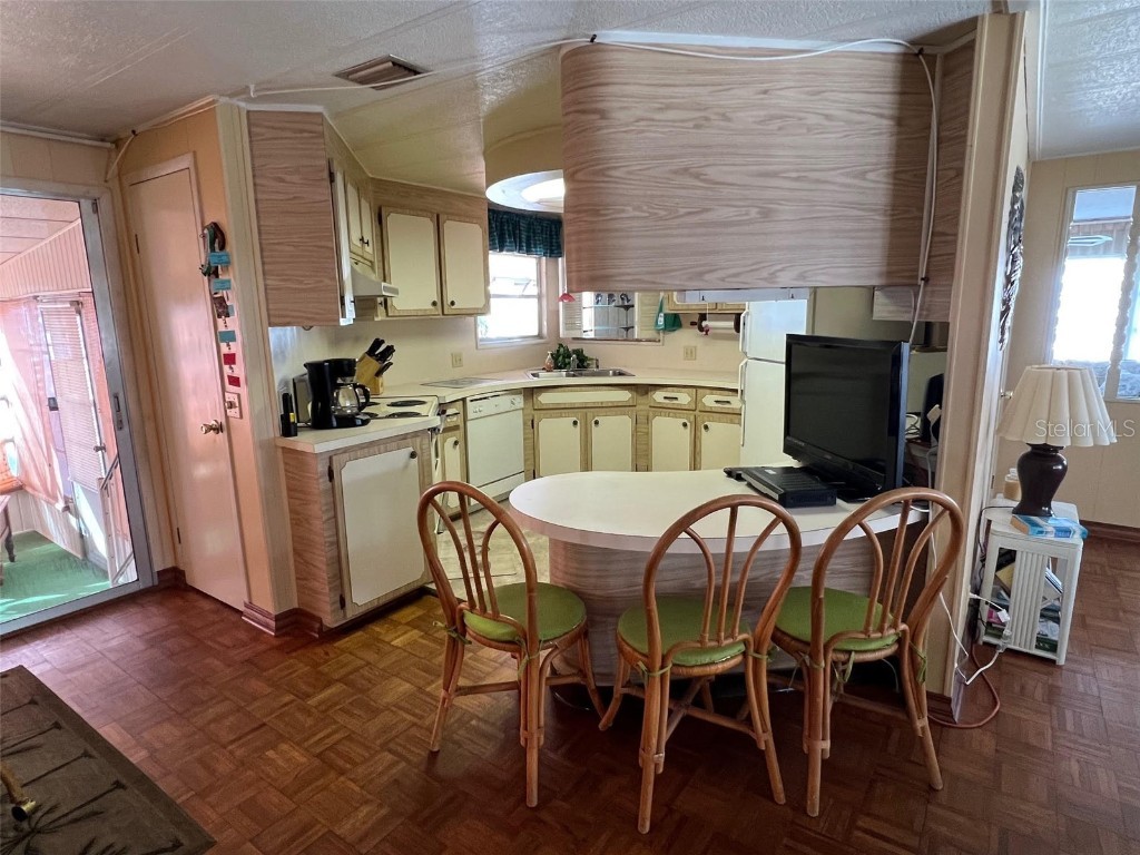 41 Royal Palm Circle Largo FL 33778 TB8446524 image11