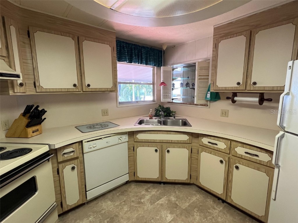 41 Royal Palm Circle Largo FL 33778 TB8446524 image13