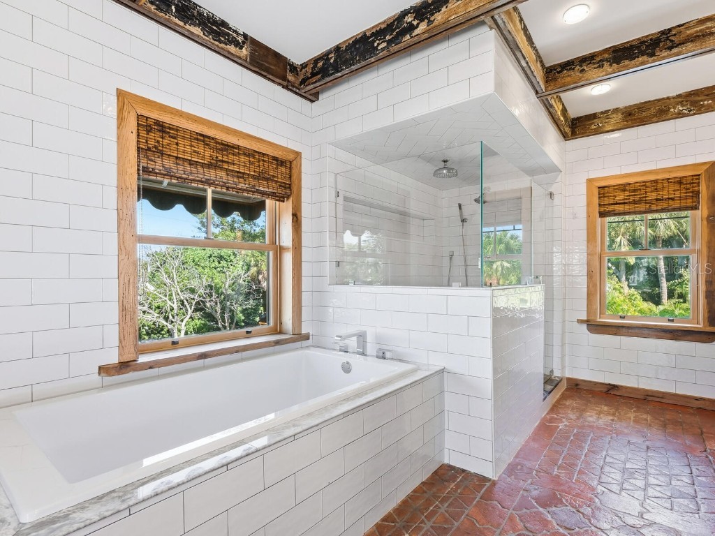 41 S Adams Drive Sarasota FL 34236 A4672116 image30