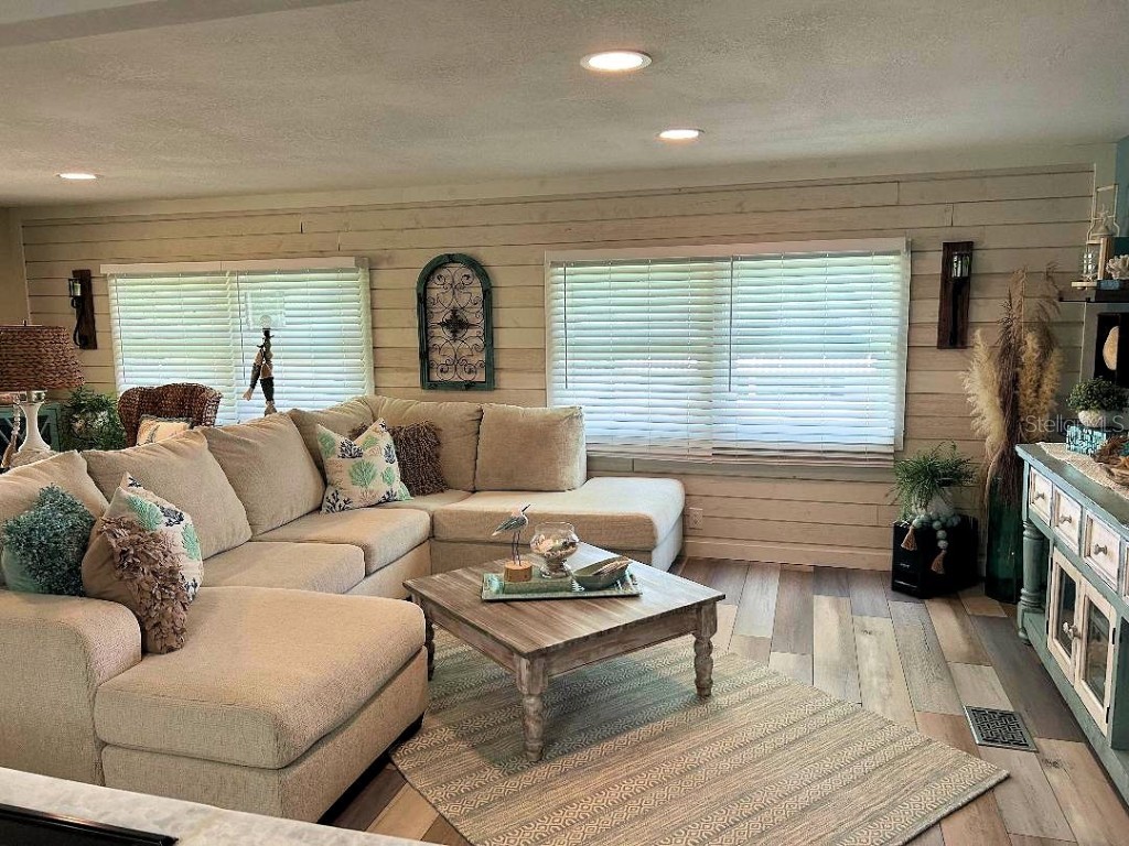 41 Sabal Palm Drive Largo FL 33770 TB8385416 image8