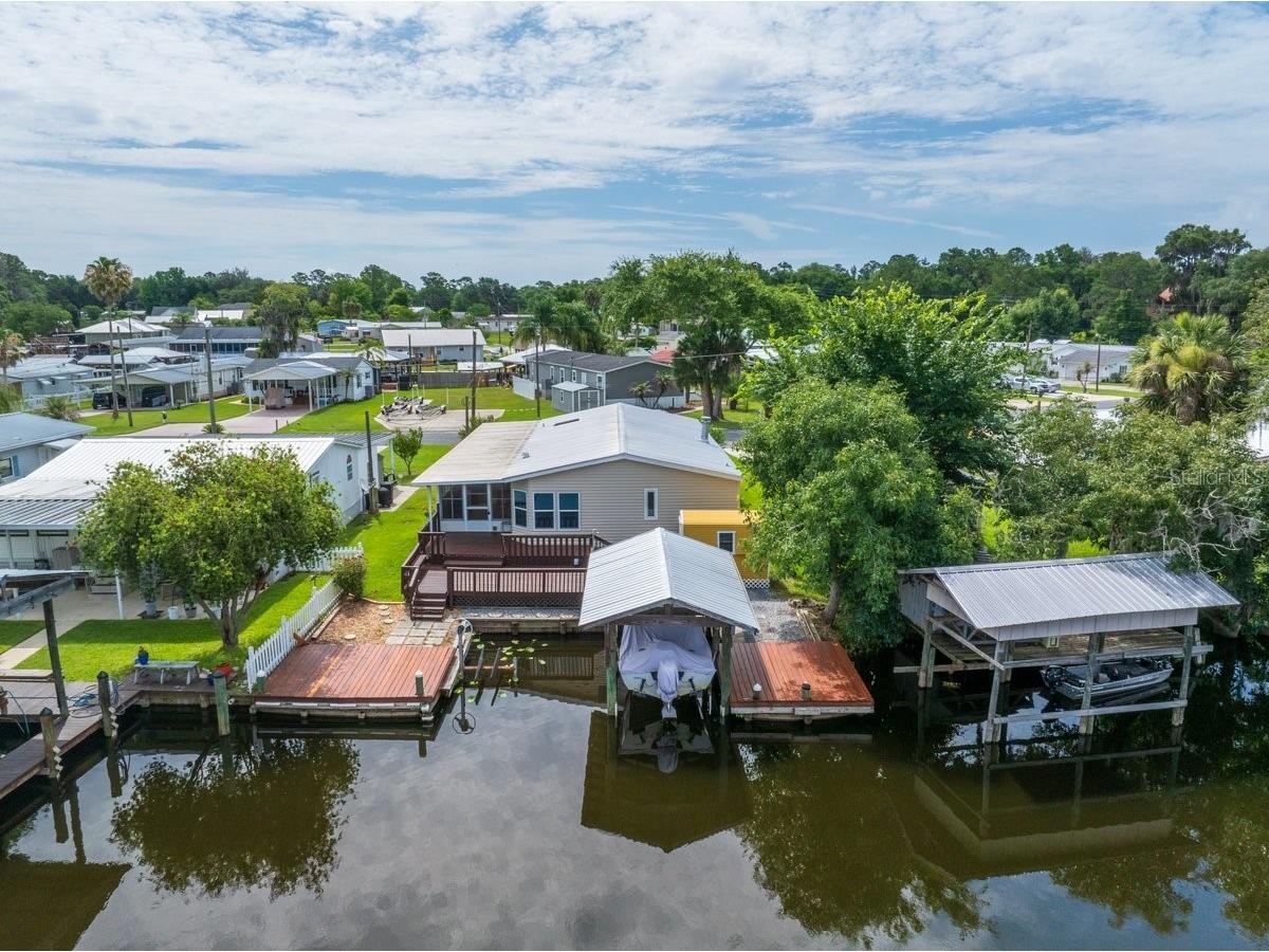 41 Scott Street Welaka FL 32193 - ST. JOHNS RIVER GC541056 image1