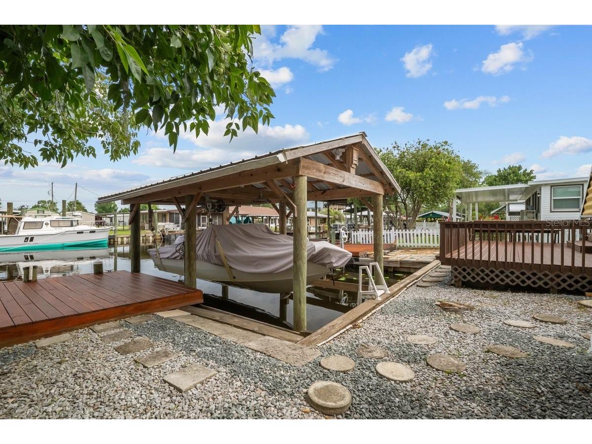 41 Scott Street Welaka FL 32193 - ST. JOHNS RIVER GC541056 image4