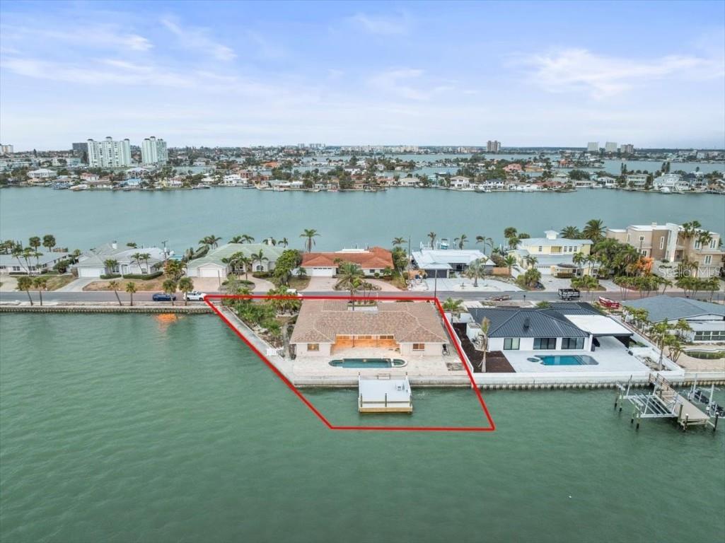 410 55th Avenue Saint Pete Beach FL 33706 - BOCA CIEGA BAY TB8337092 image1