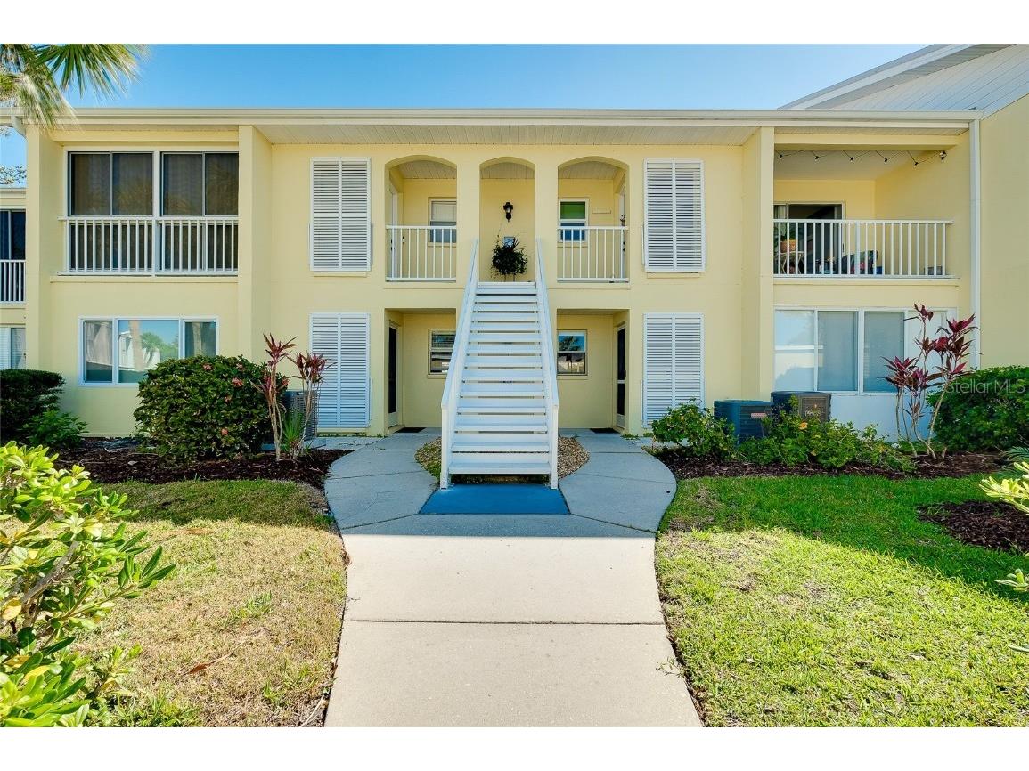 410 Cerromar Circle S #240 Venice FL 34293 N6140936 image1