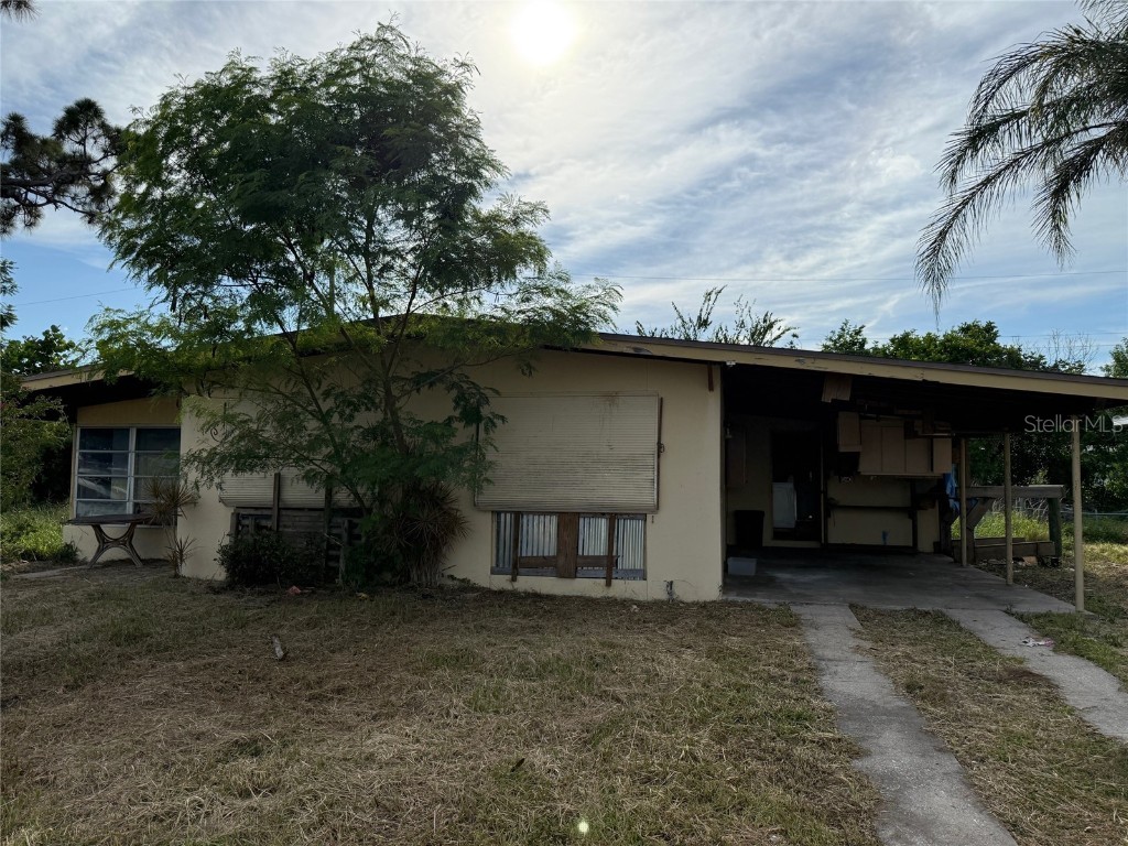 410 Dalton Boulevard Port Charlotte FL 33952 C7513046 image1