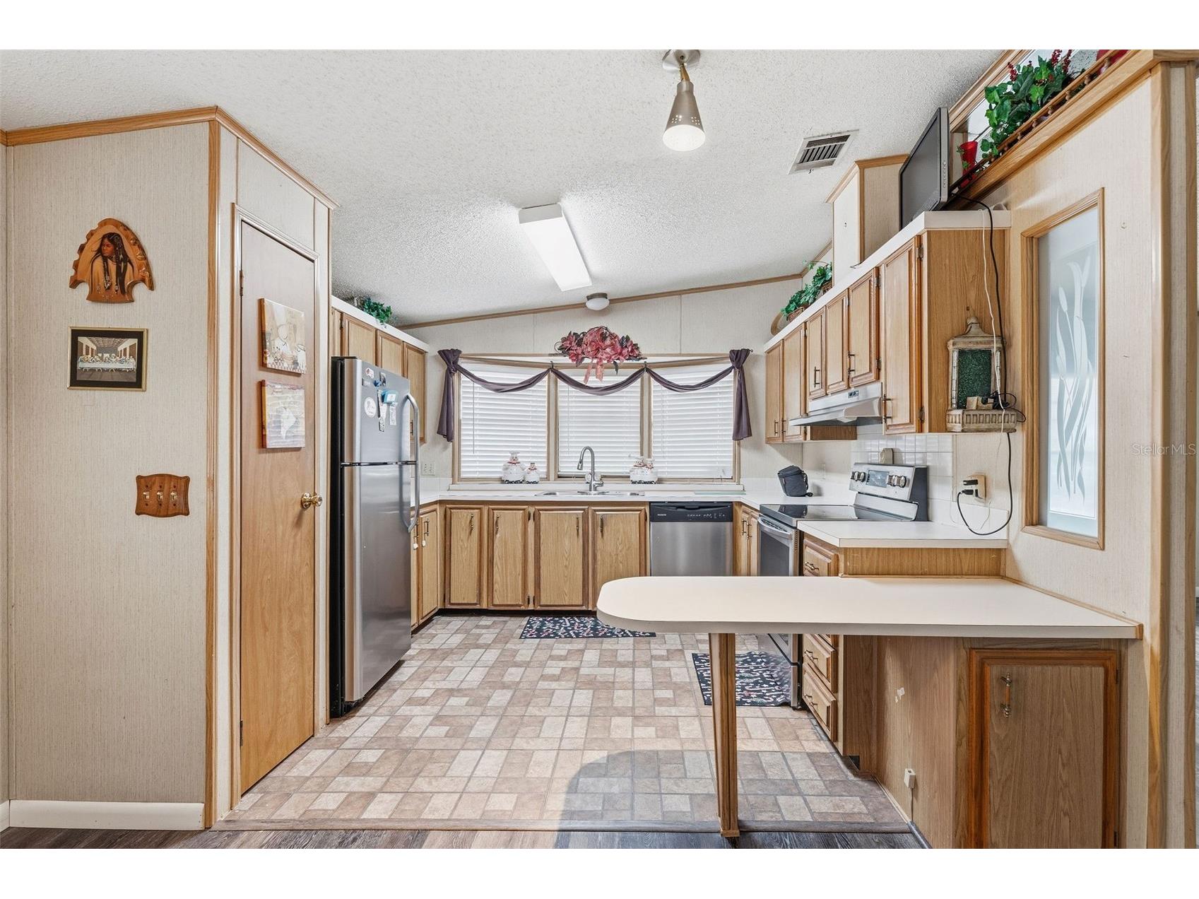 410 Dolphin Drive S Oldsmar FL 34677 TB8515822 image2