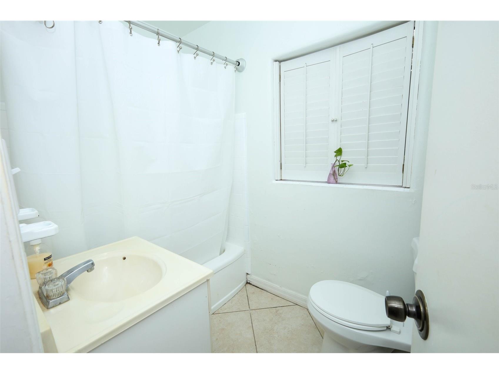 410 E Crystal Lake Street Orlando FL 32806 O6372531 image10