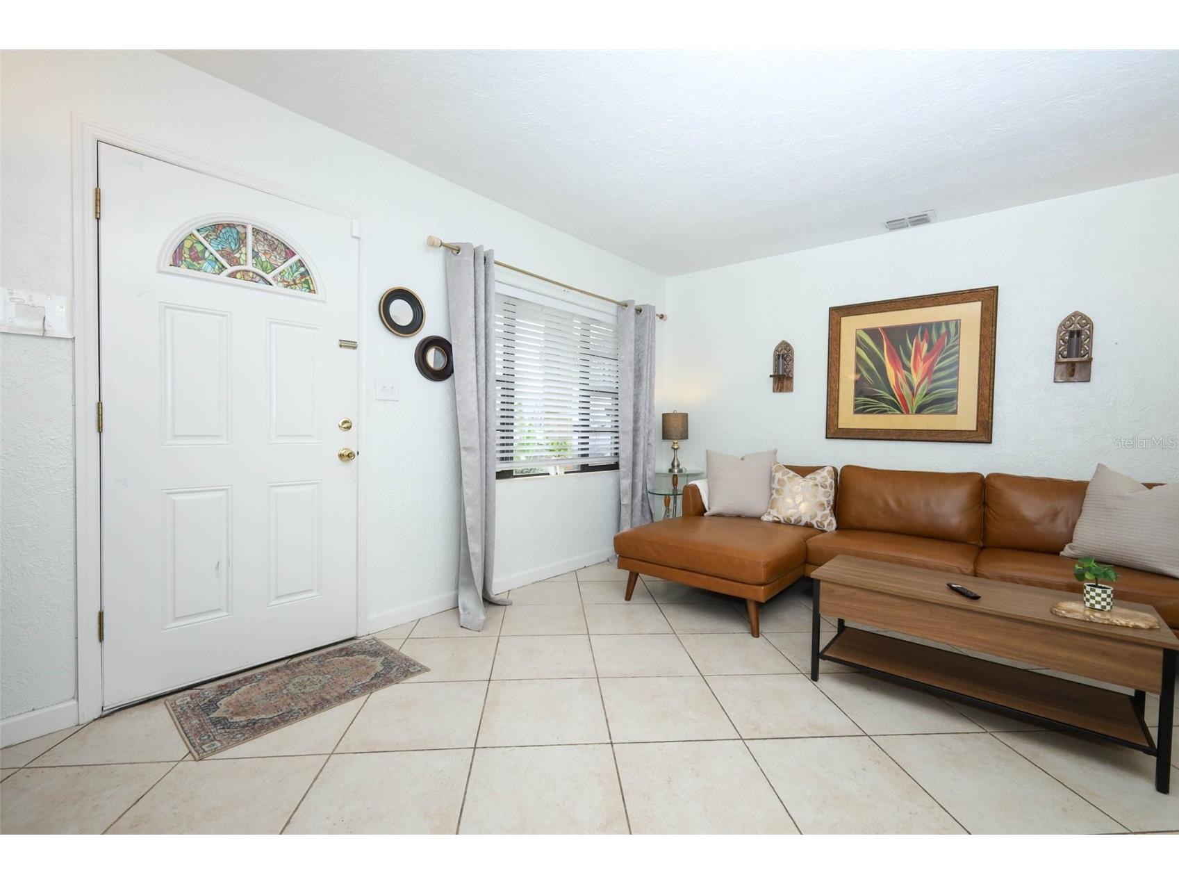 410 E Crystal Lake Street Orlando FL 32806 O6372531 image3