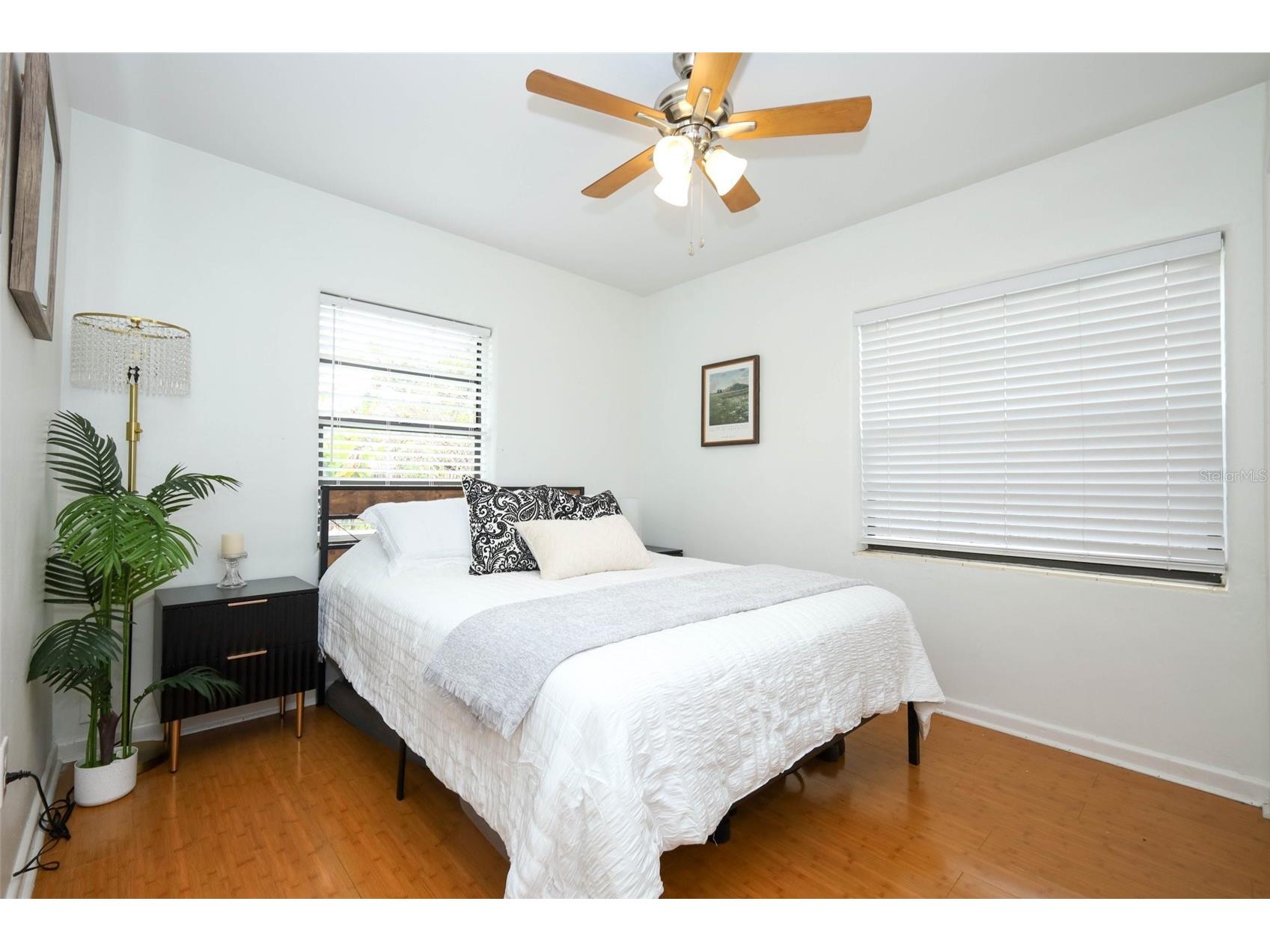 410 E Crystal Lake Street Orlando FL 32806 O6372531 image8