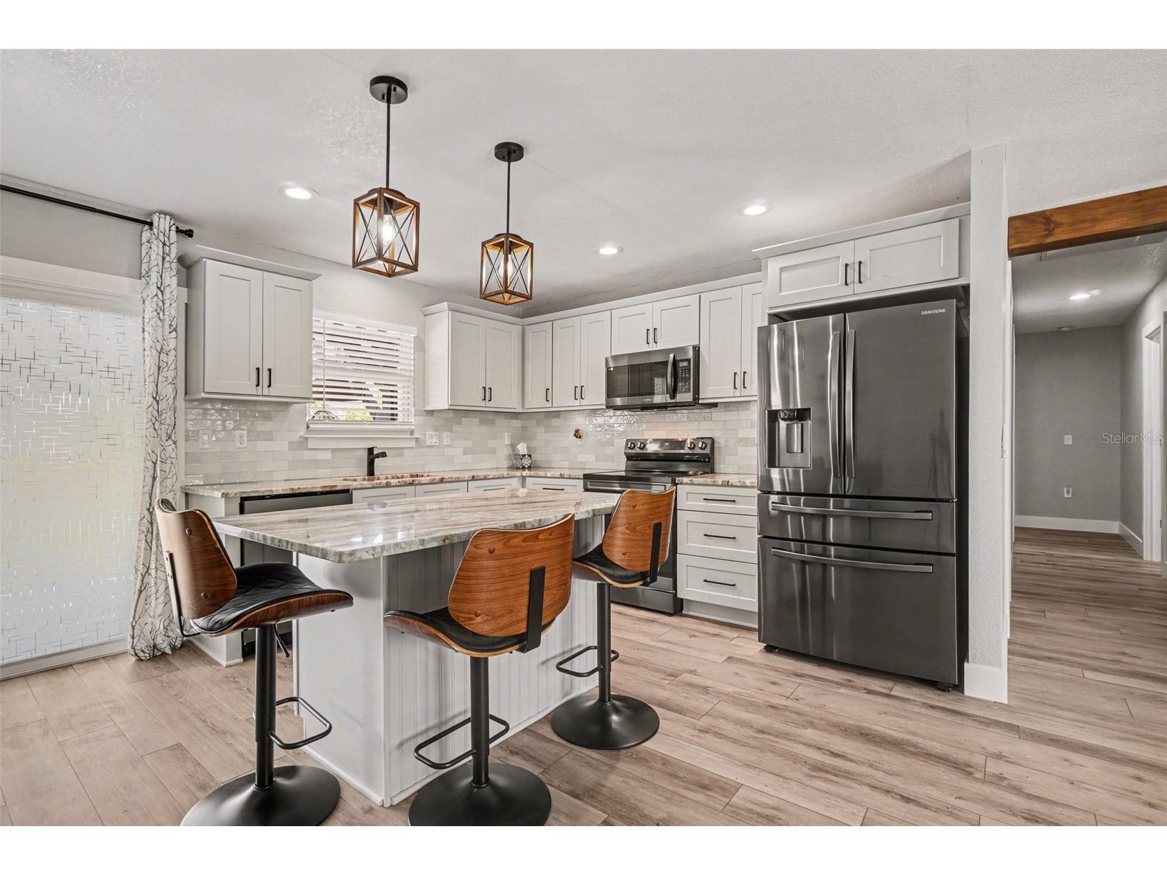 410 E Henry Street Punta Gorda FL 33950 C7522680 image3