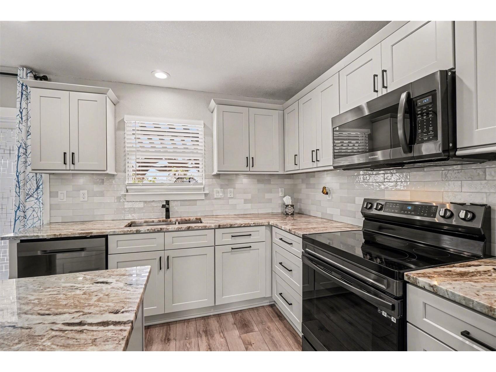 410 E Henry Street Punta Gorda FL 33950 C7522680 image5