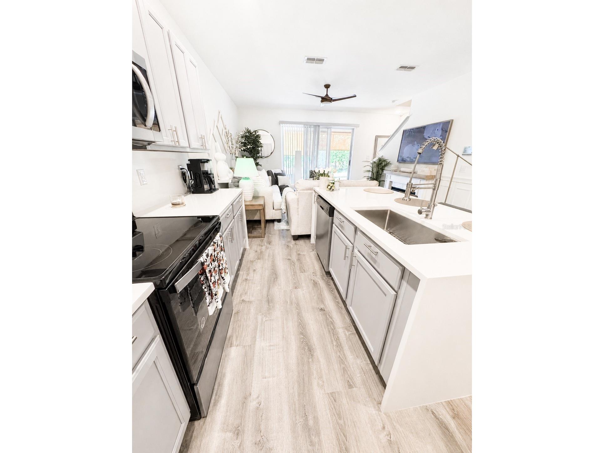 410 Feltrim Reserve Boulevard Davenport FL 33837 S5152260 image3