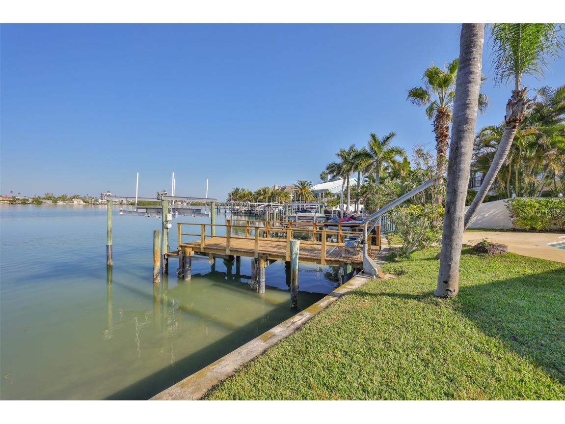410 Harbor Drive N Indian Rocks Beach FL 33785 - INTRACOASTAL WATERWAY TB8450453 image11