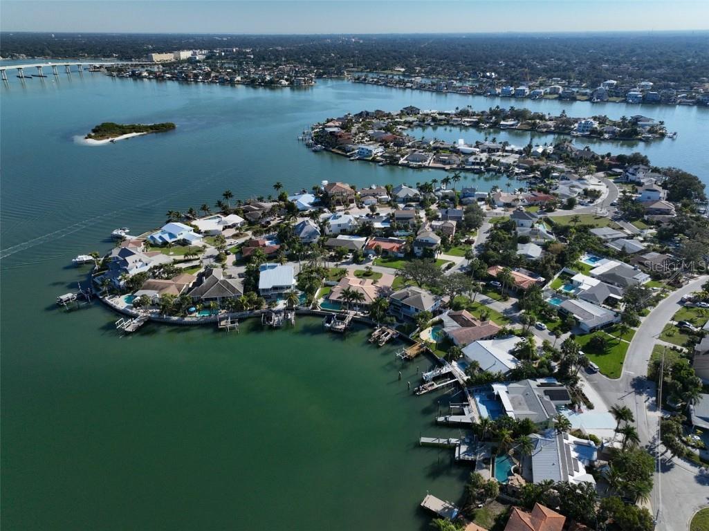 410 Harbor Drive N Indian Rocks Beach FL 33785 - INTRACOASTAL WATERWAY TB8450453 image5