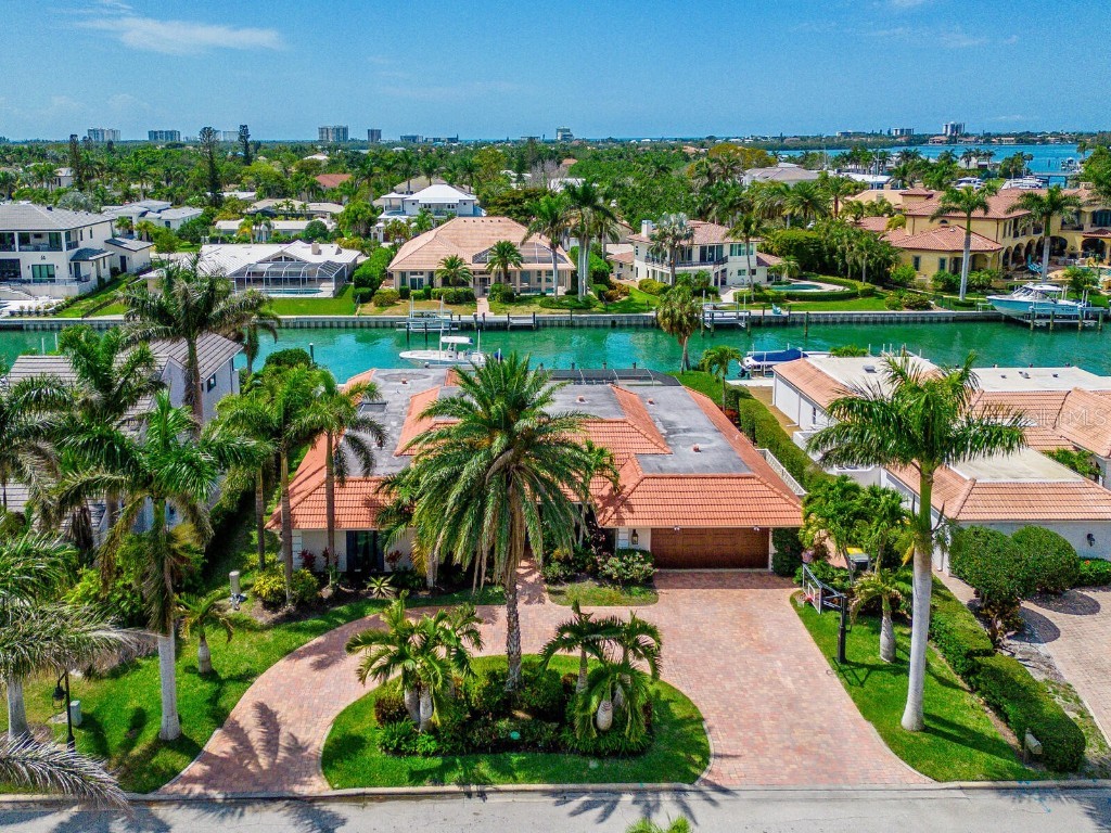 410 Meadow Lark Drive Sarasota FL 34236 A4565545 image1