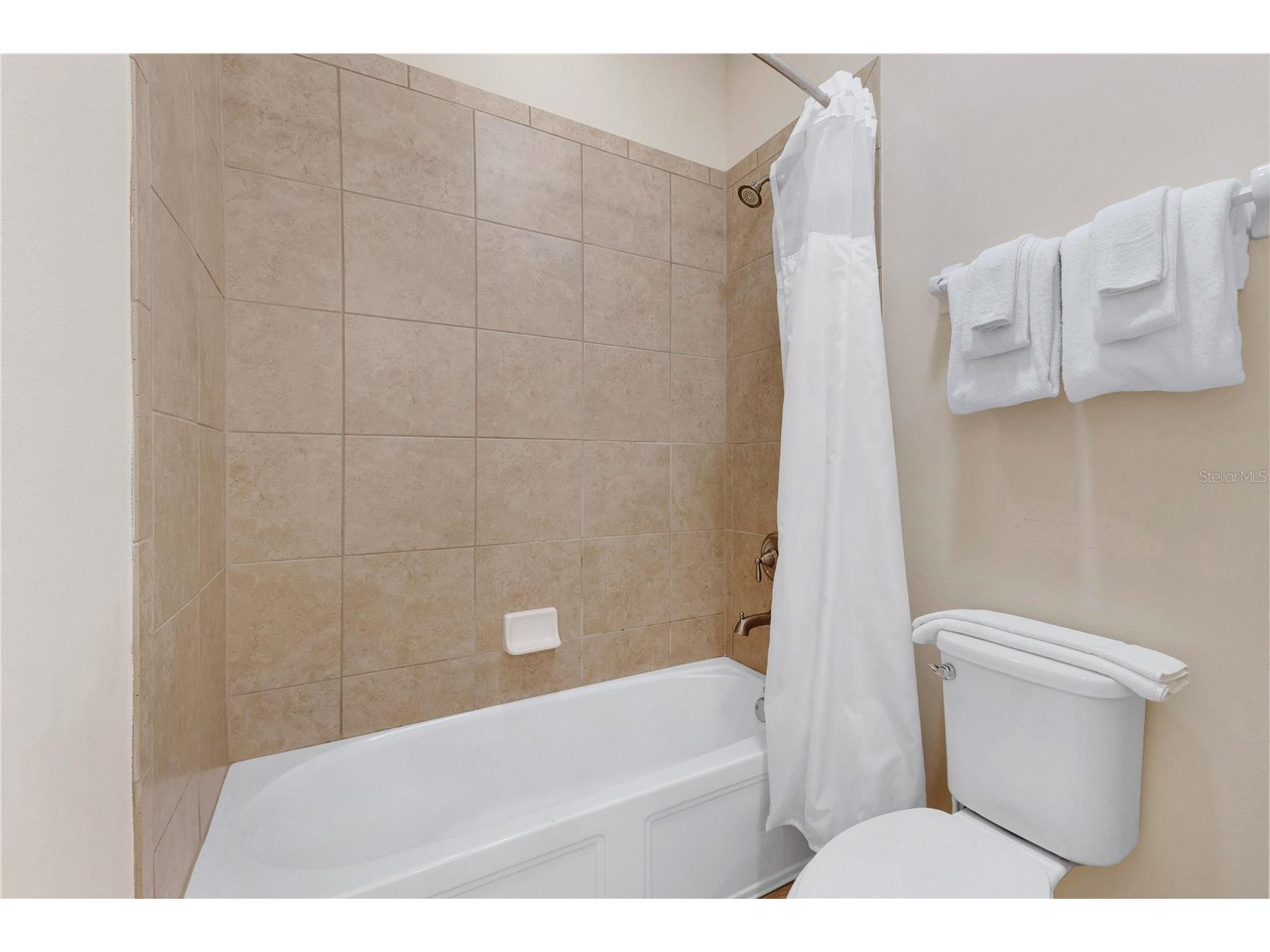 410 Novi Path Kissimmee FL 34747 O6401098 image18