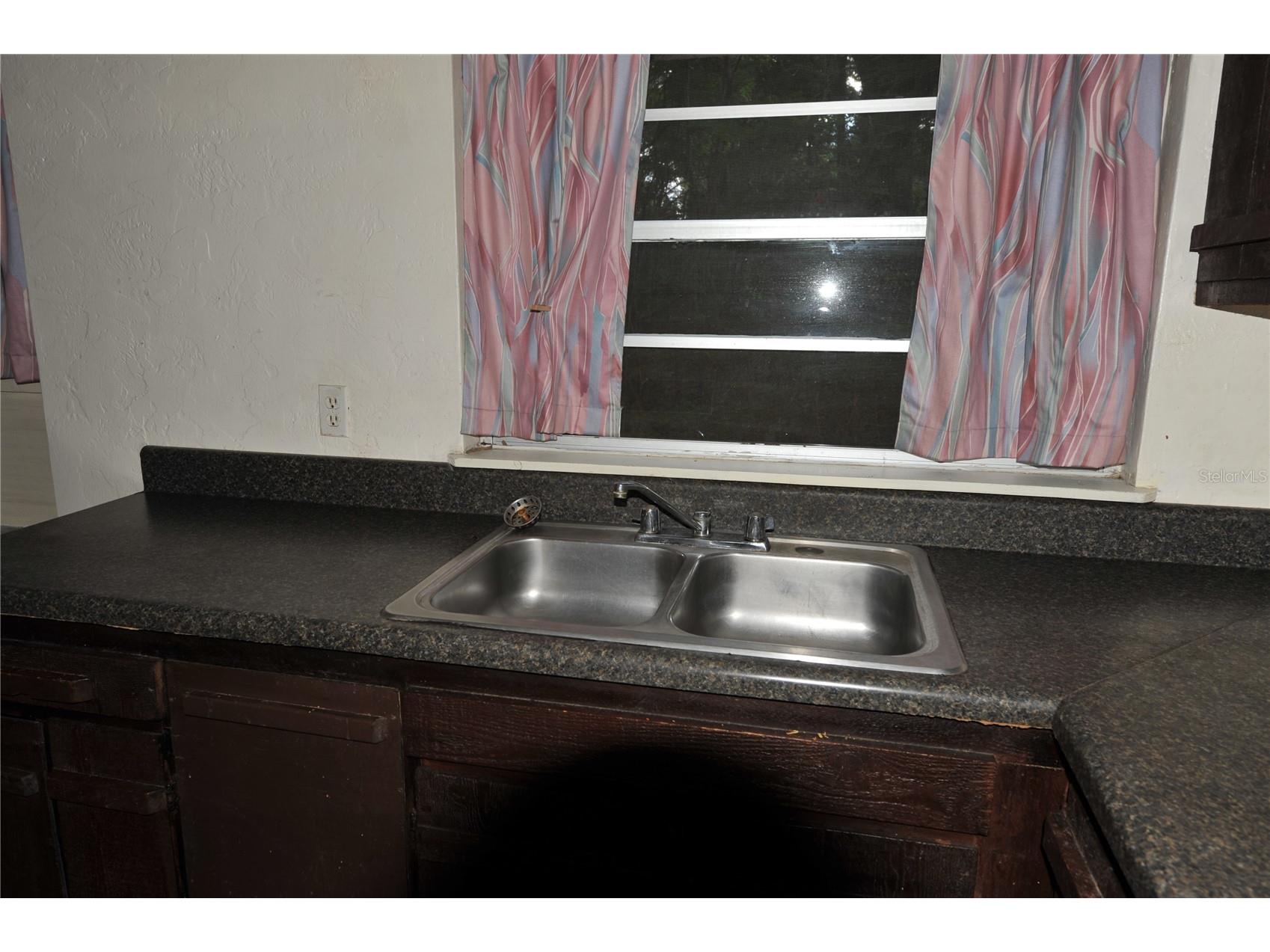 410 NW 19th Lane #B Gainesville FL 32609 GC538695 image10