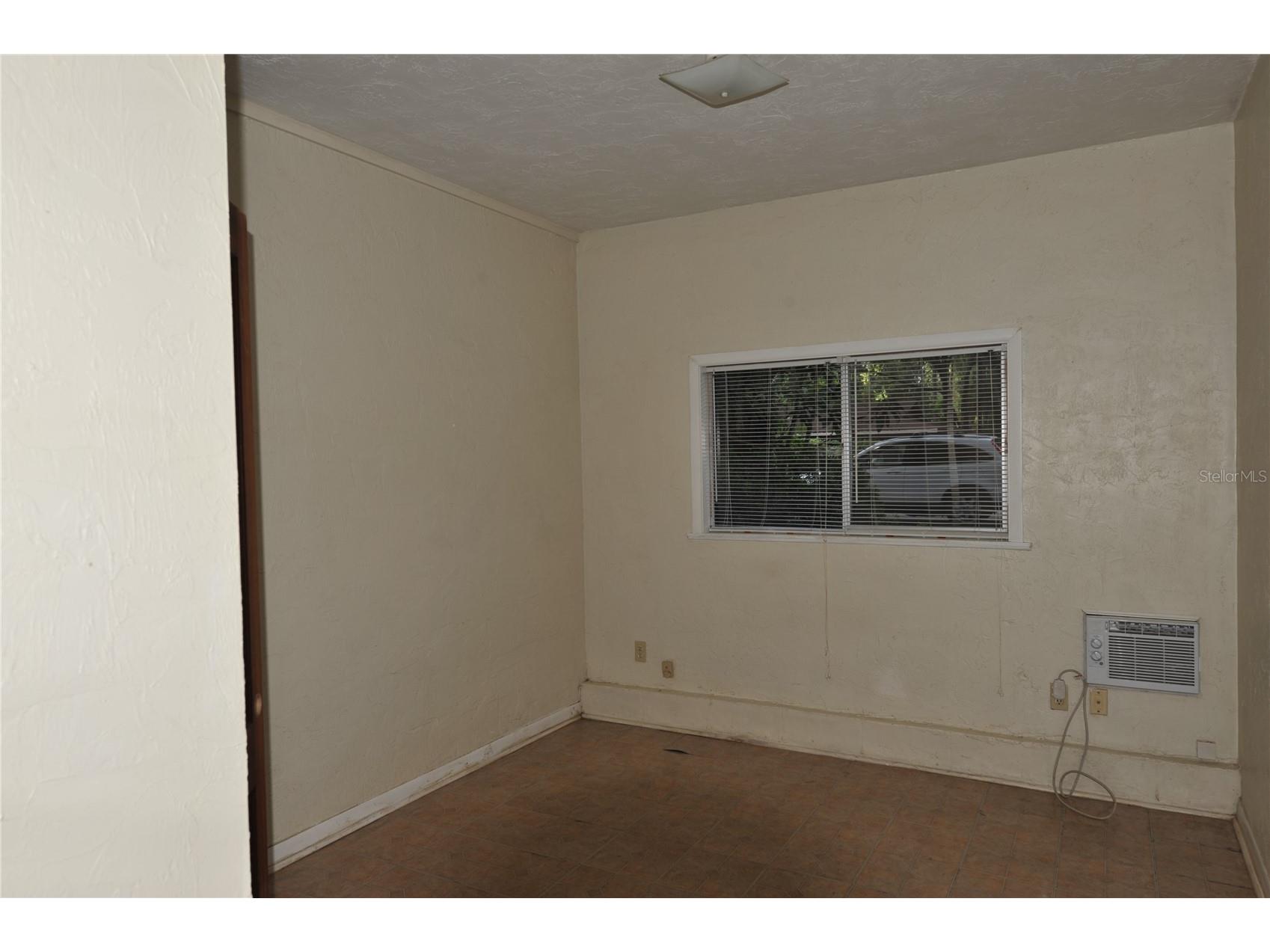 410 NW 19th Lane #B Gainesville FL 32609 GC538695 image17