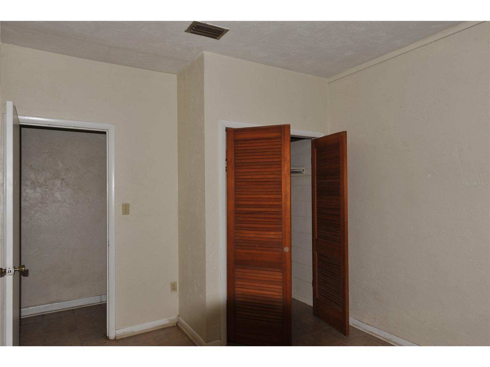 410 NW 19th Lane #B Gainesville FL 32609 GC538695 image20