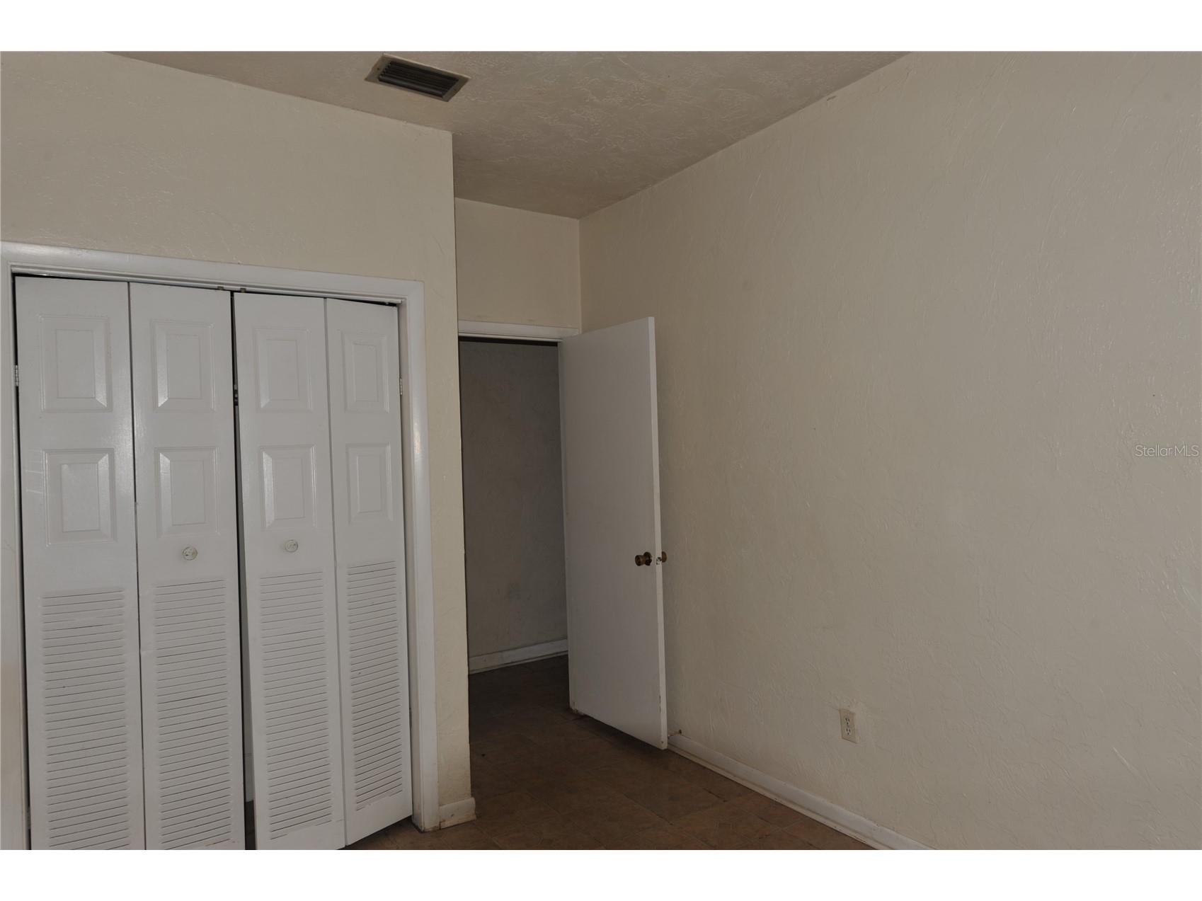 410 NW 19th Lane #B Gainesville FL 32609 GC538695 image23