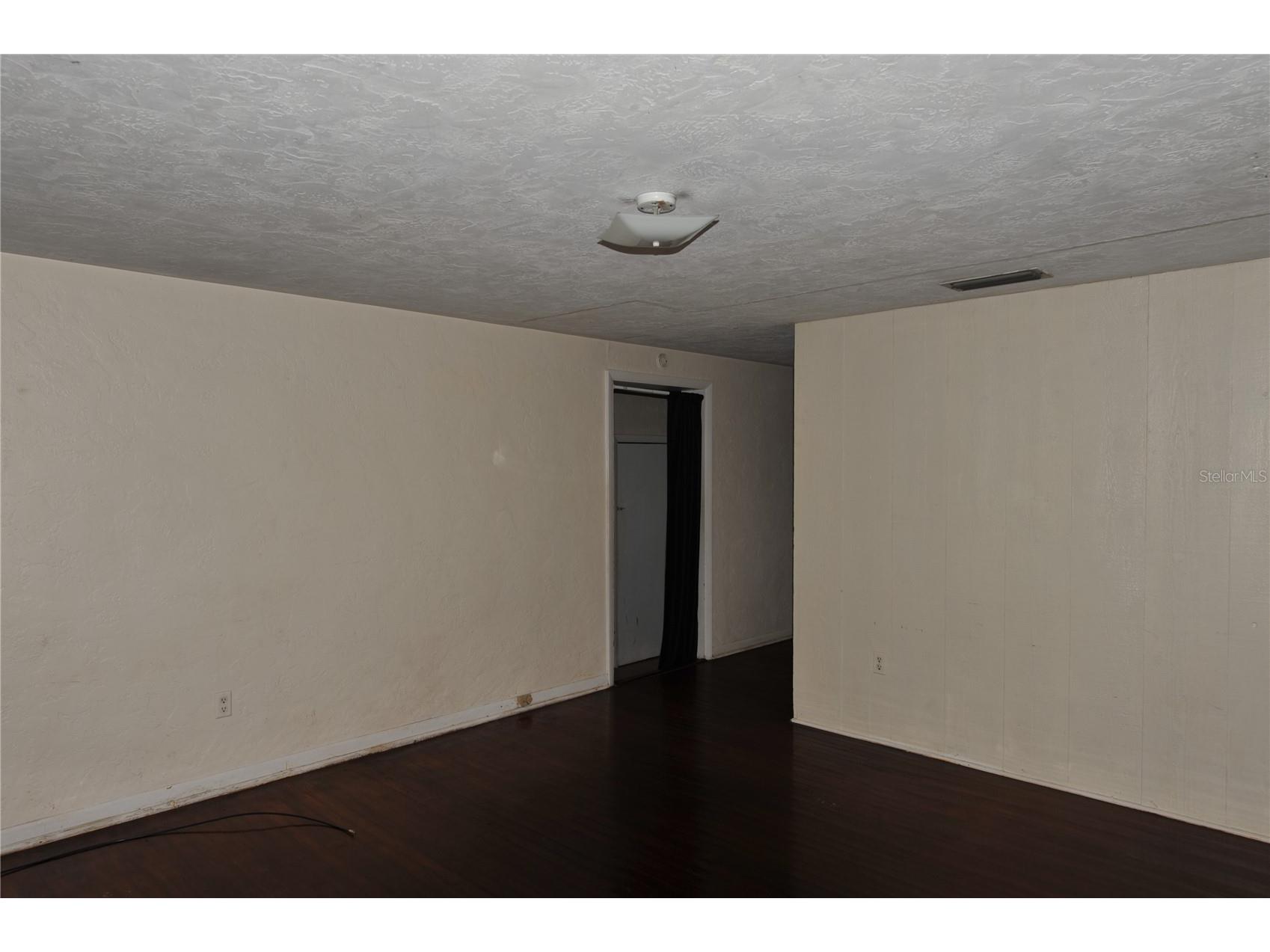 410 NW 19th Lane #B Gainesville FL 32609 GC538695 image5