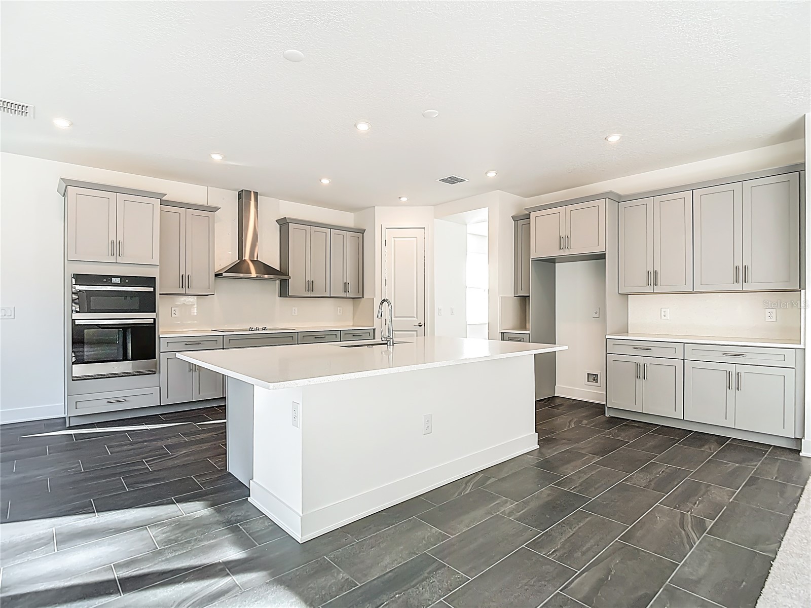 410 S West Shore Boulevard Tampa FL 33609 TB8462532 image28