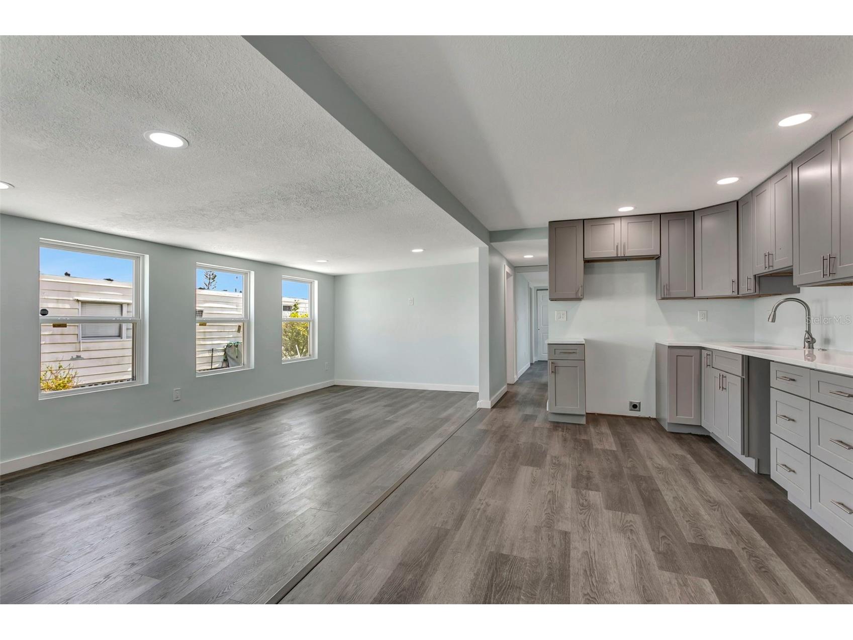 410 W 51st Avenue Drive W Bradenton FL 34207 A4686631 image17