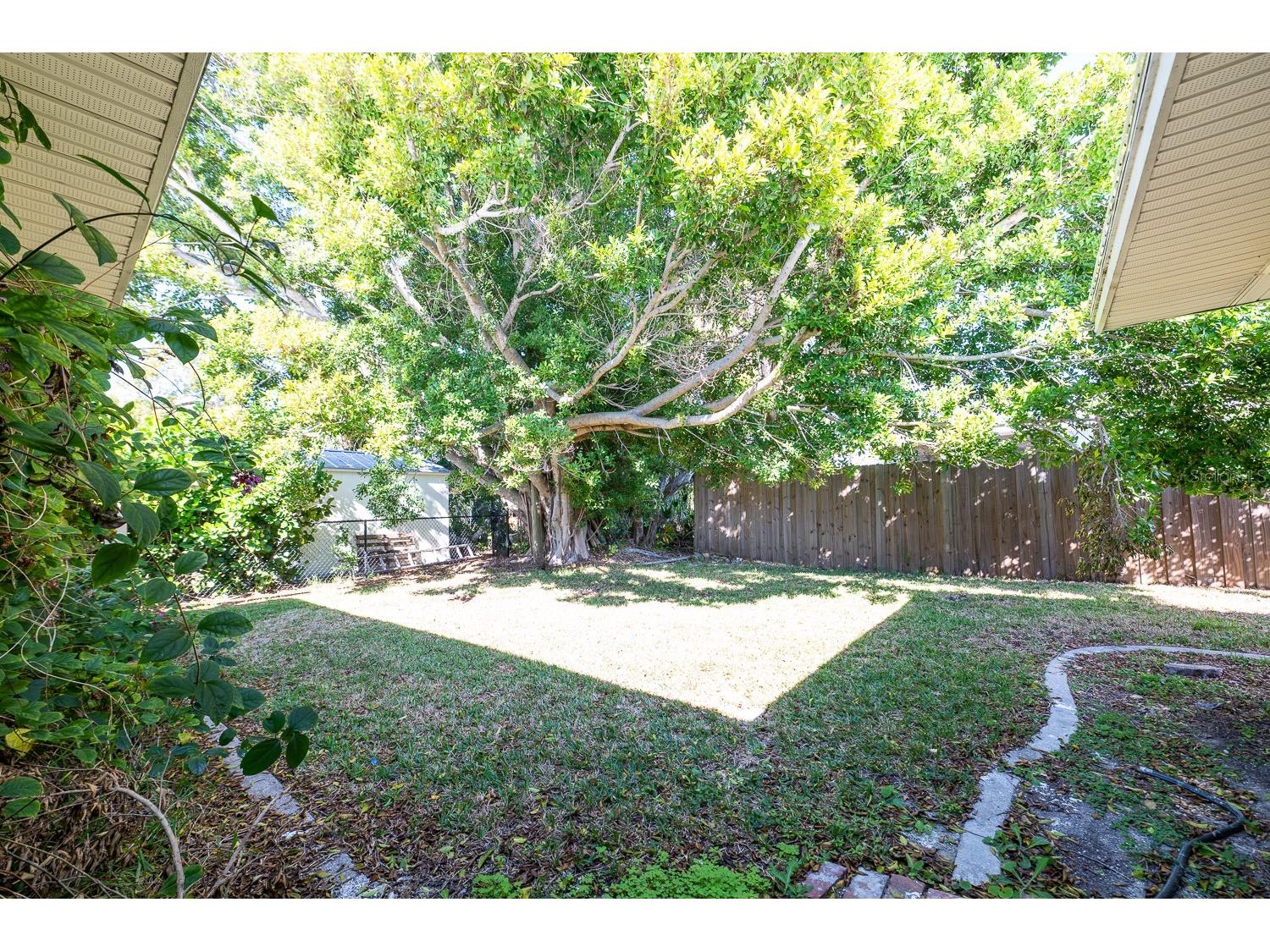 410 W Charlotte Avenue Punta Gorda FL 33950 C7520603 image28