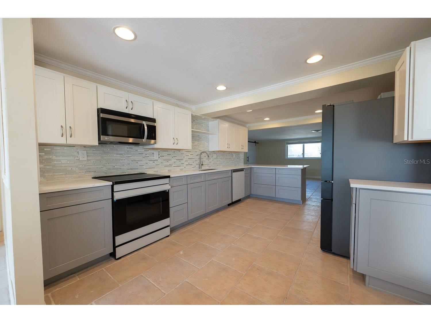 410 W Charlotte Avenue Punta Gorda FL 33950 C7520603 image6