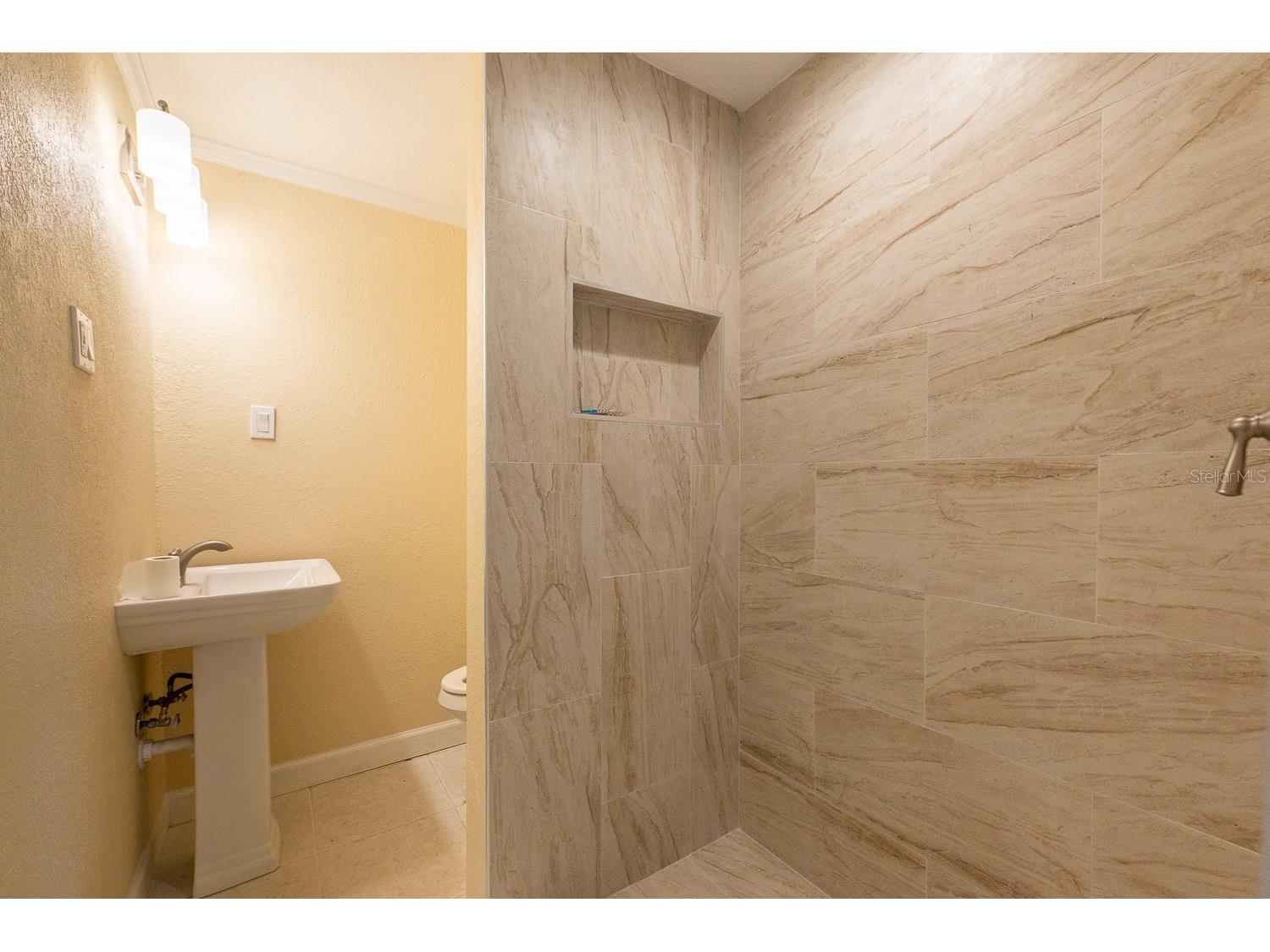 410 W Charlotte Avenue Punta Gorda FL 33950 C7520603 image7