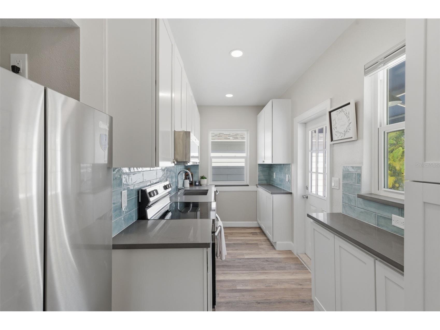 410 W Lemon Street Tarpon Springs FL 34689 TB8493942 image10