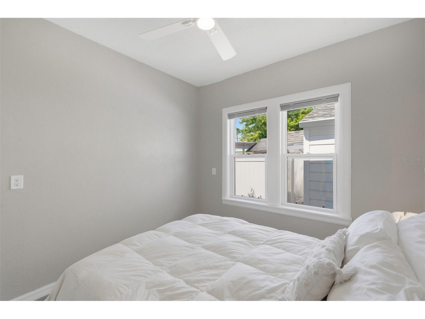 410 W Lemon Street Tarpon Springs FL 34689 TB8493942 image17